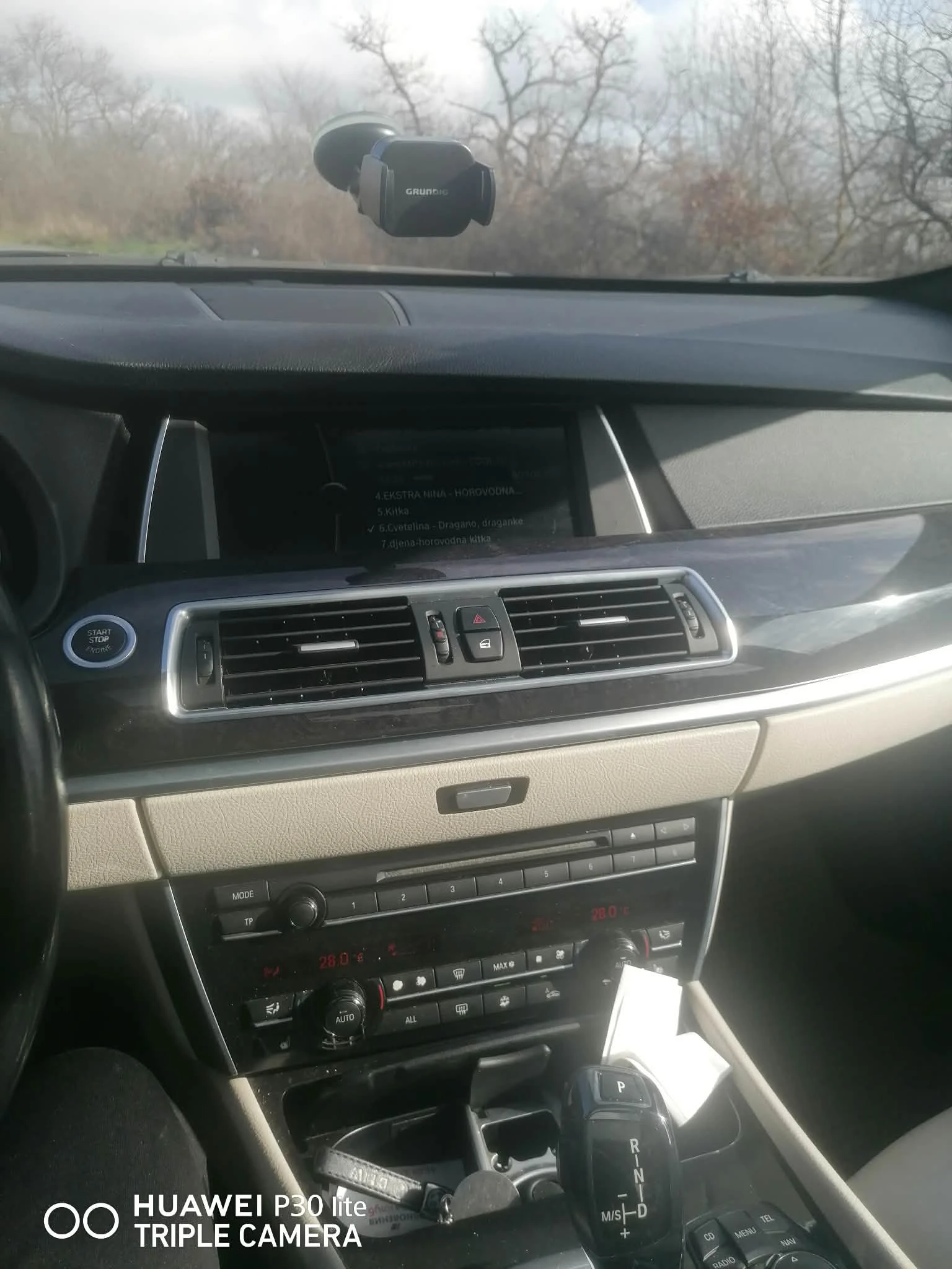 BMW 5 Gran Turismo F07  535i (306 Hp) - изображение 5