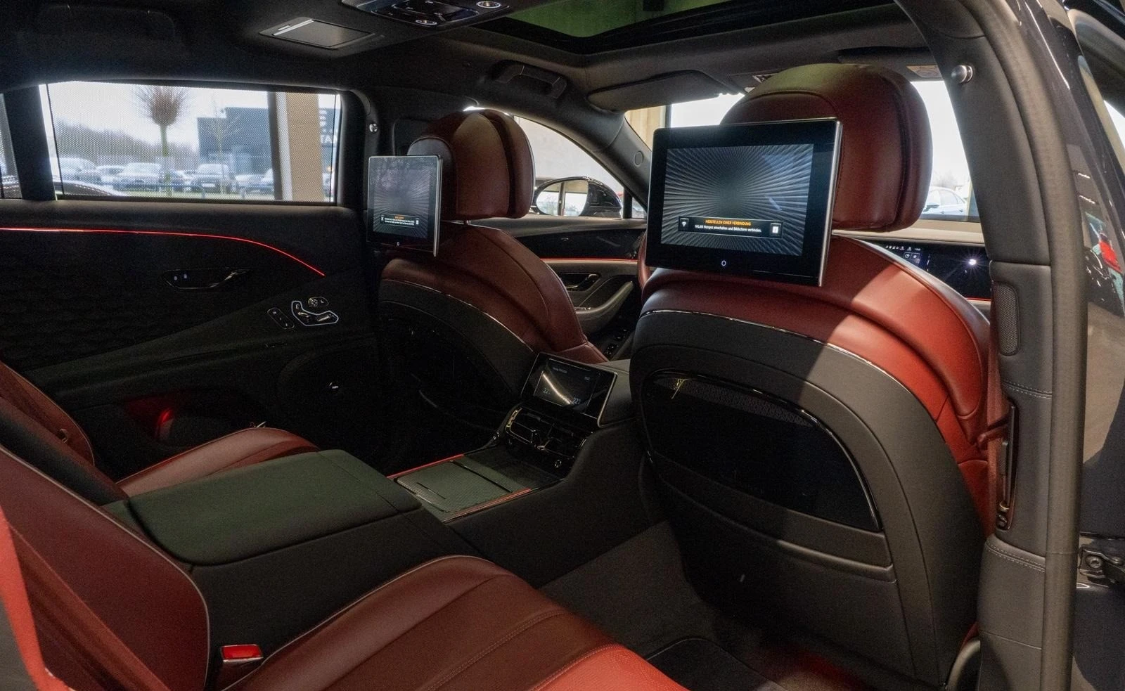 Bentley Flying Spur V8 HYBRID MULLINER BLACKLINE  - изображение 9