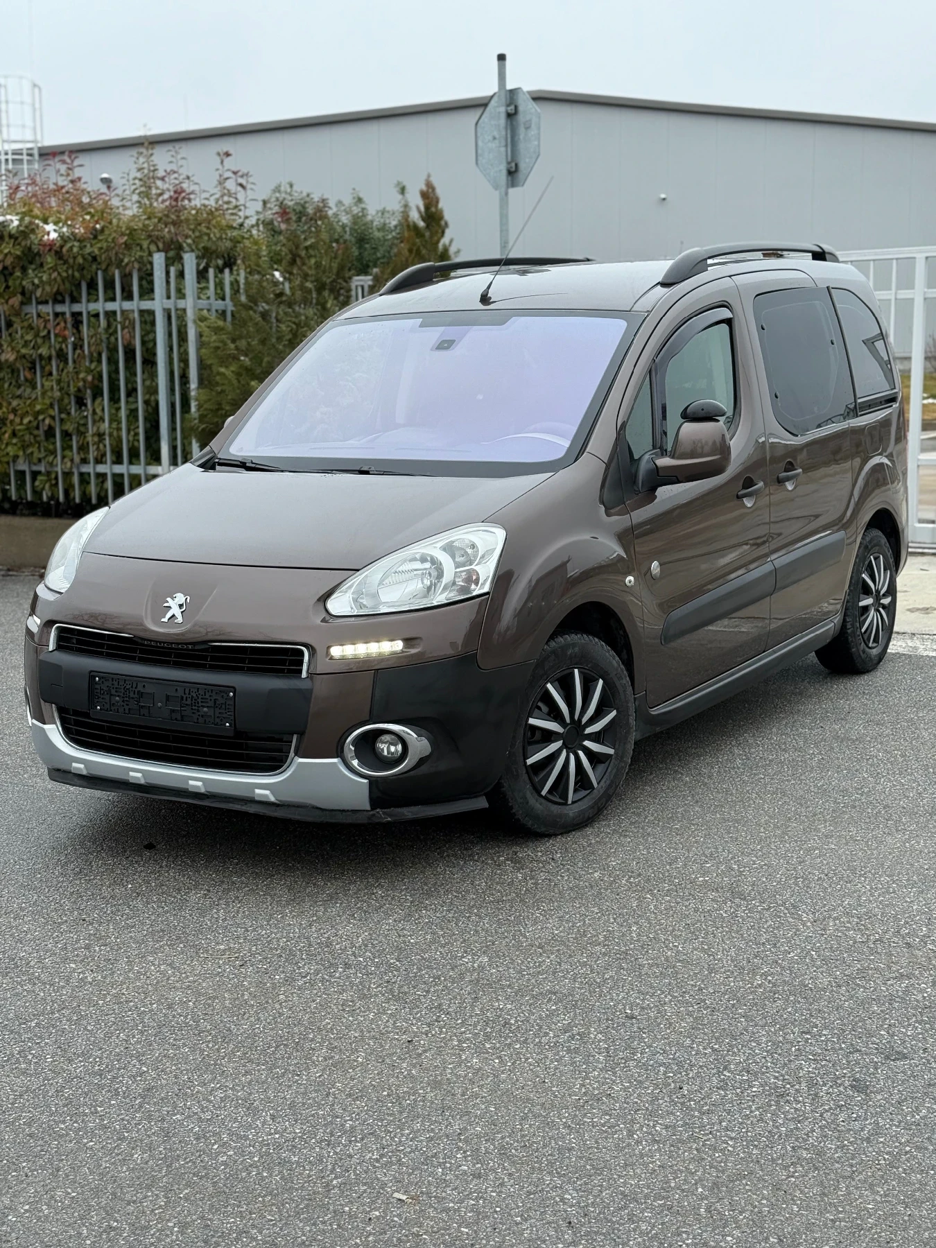 Peugeot Partner 1.6HDI/ 92��. 2013�. | Mobile.bg � ����������� 1