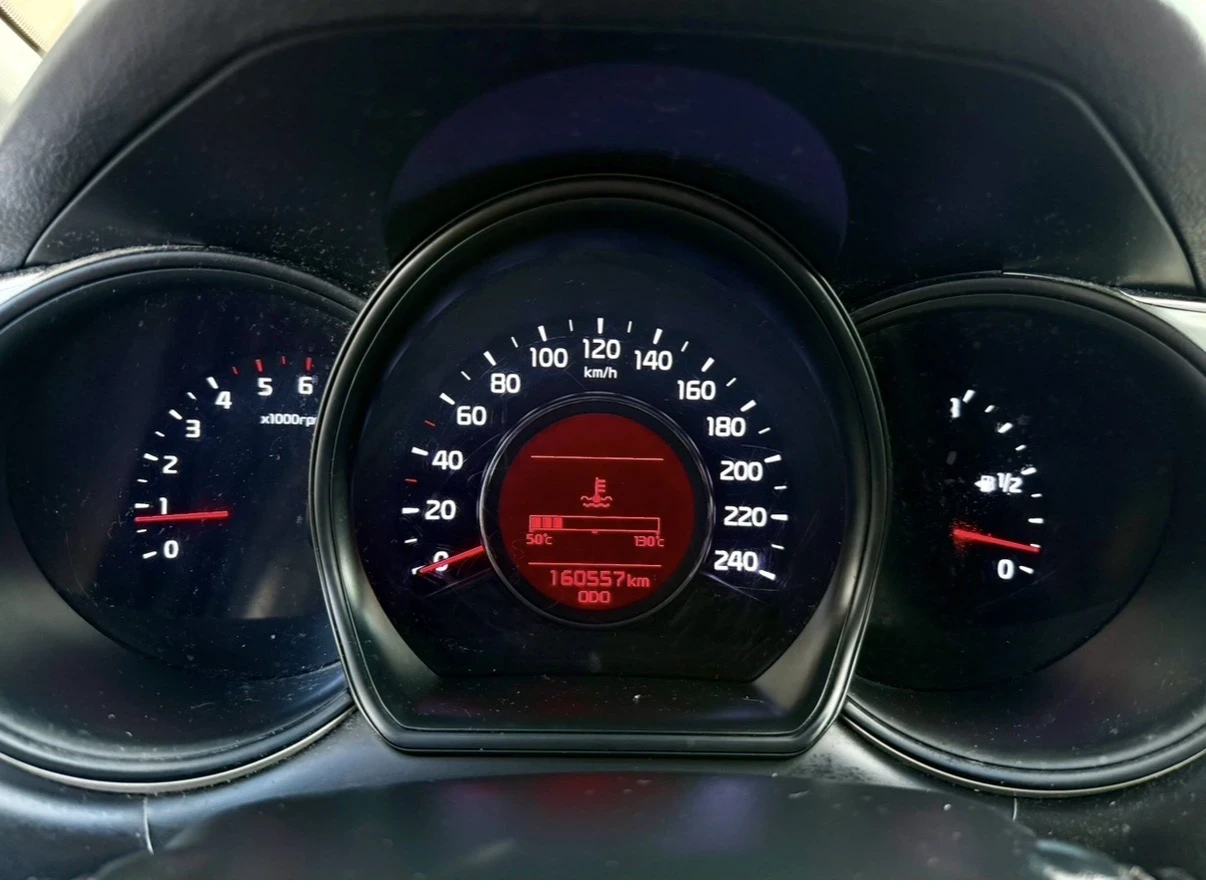 Kia Ceed  1.6CRDI-135кс-FACELIFT-НАВИГАЦИЯ-EURO6 - изображение 9