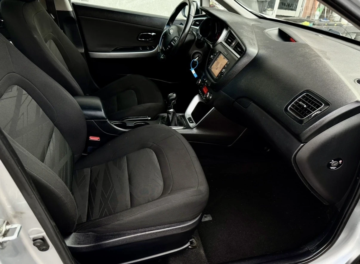 Kia Ceed  1.6CRDI-135��-FACELIFT-���������-EURO6 | Mobile.bg � ����������� 14