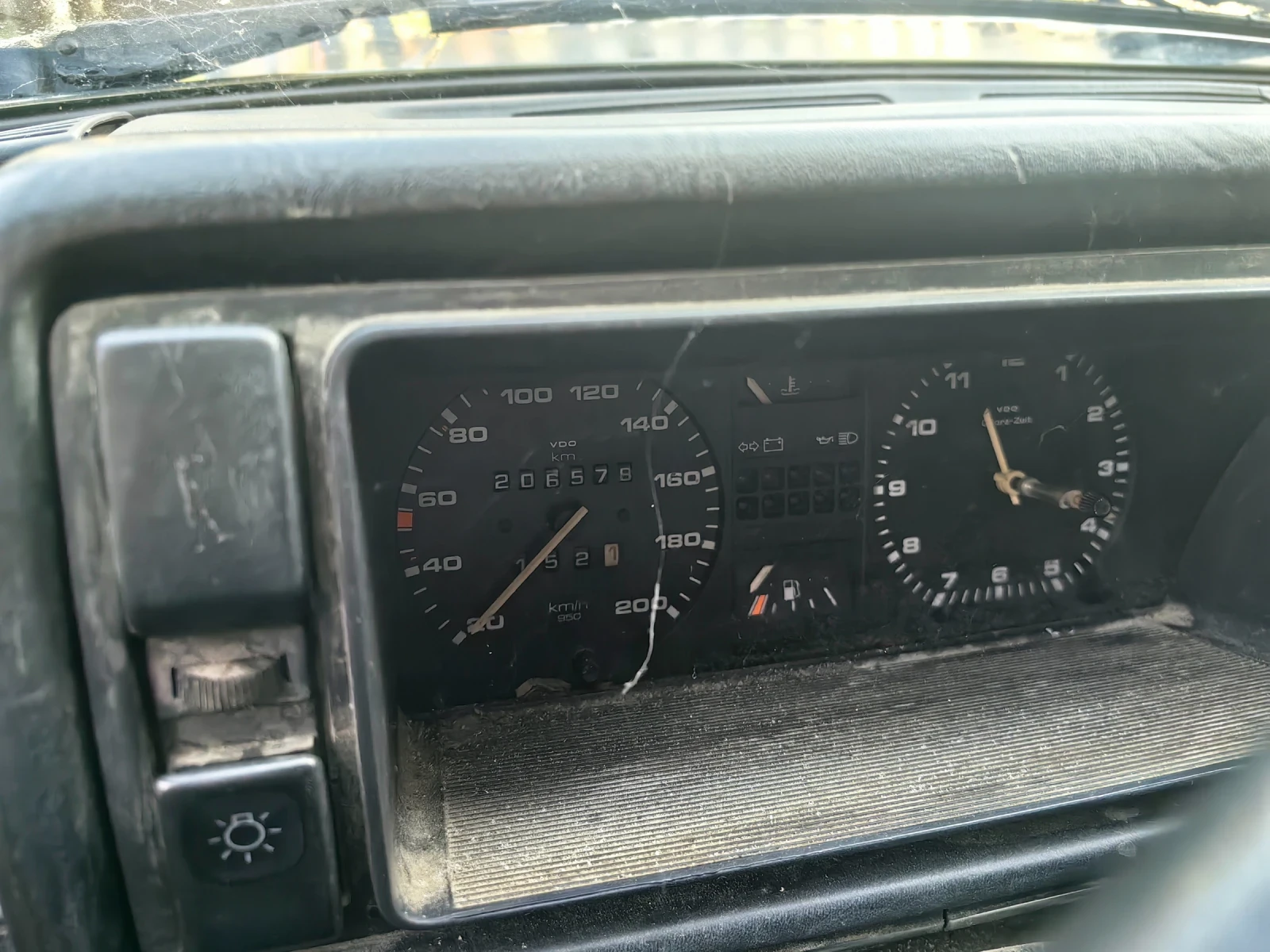 VW Jetta, снимка 11 - Автомобили и джипове - 54007261