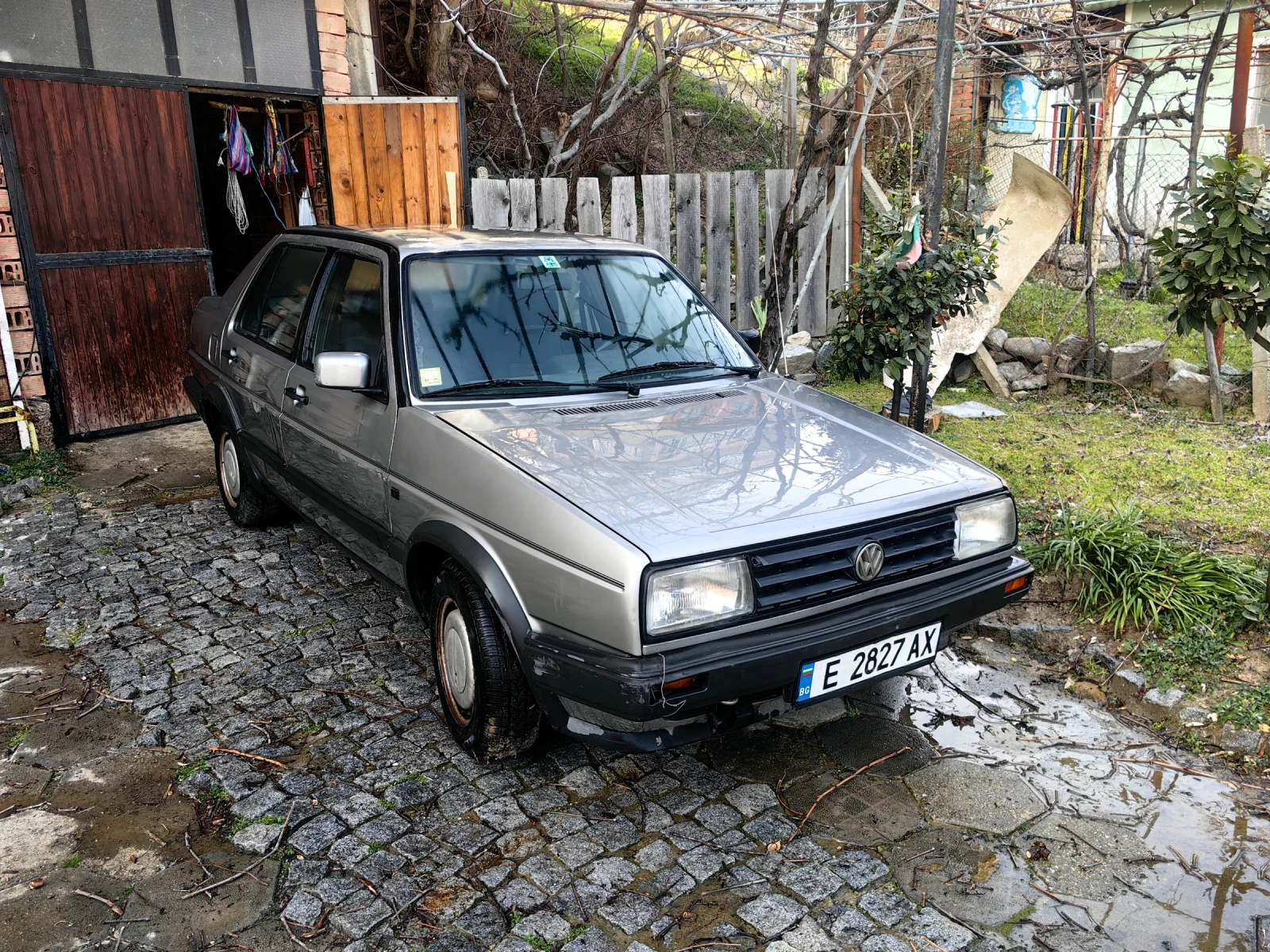 VW Jetta, снимка 2 - Автомобили и джипове - 54007261
