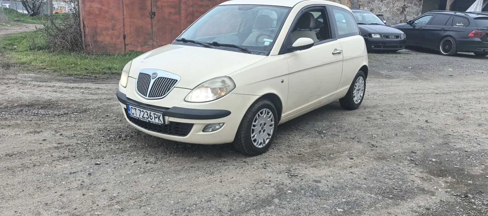 Lancia Ypsilon