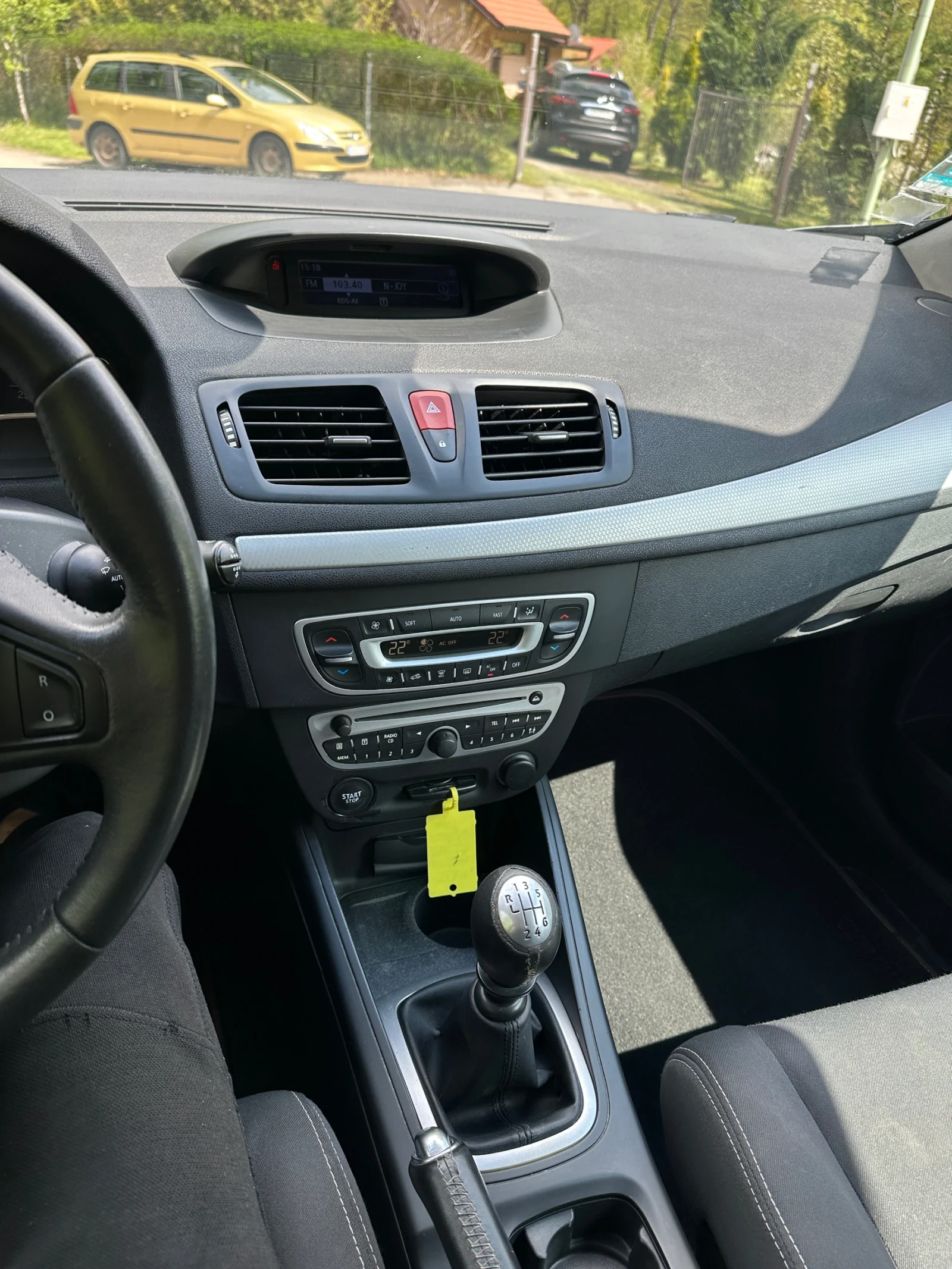 Renault Megane 1.9DCI, снимка 14 - Автомобили и джипове - 54400063