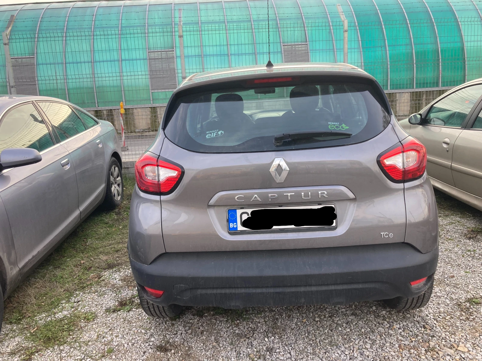 Renault Captur, снимка 2 - Автомобили и джипове - 54422164