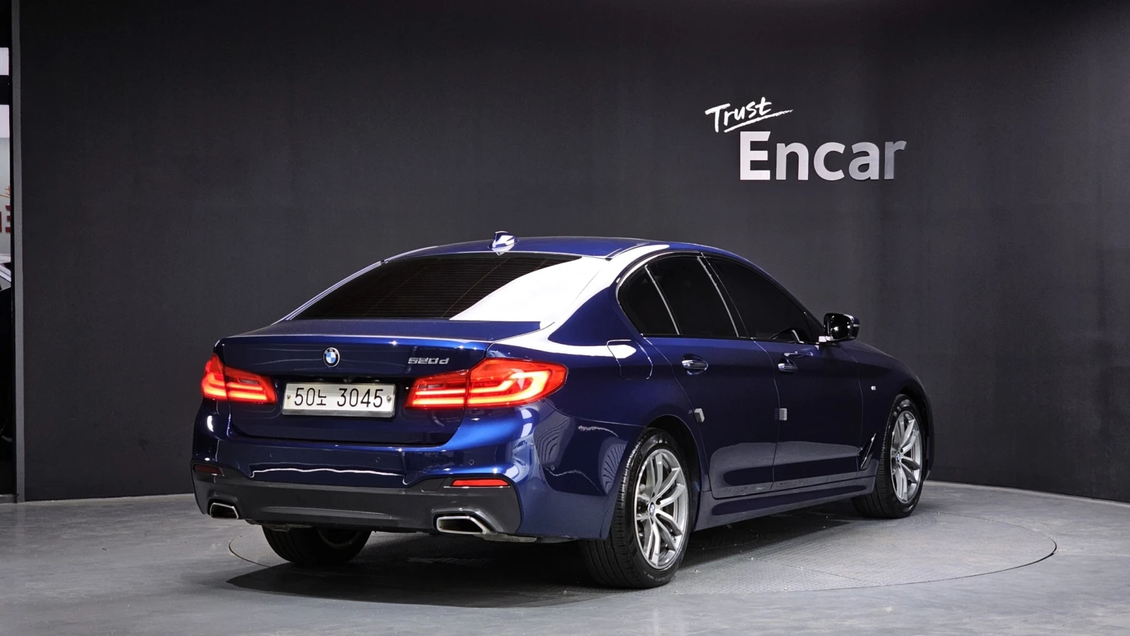BMW 520 * M Sport* Digital Key* Keyless* Navi, снимка 2 - Автомобили и джипове - 54586626