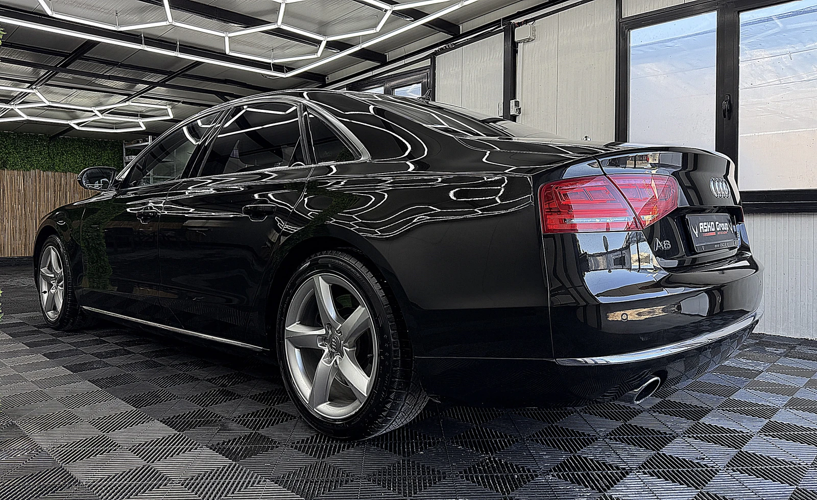 Audi A8 Keyless GO/PODGREV/NAVI/СОБСТВЕН ЛИЗИНГ, снимка 4 - Автомобили и джипове - 54604809