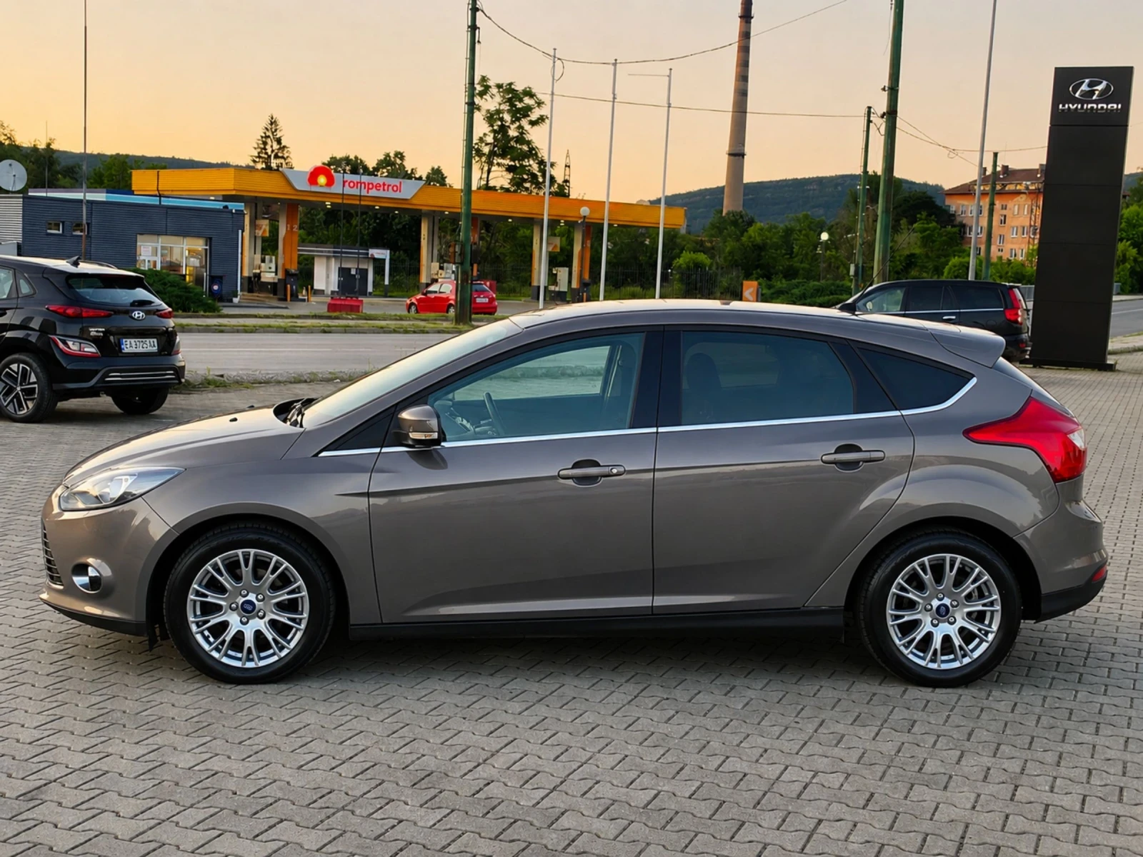 Ford Focus Titanium 1.6 TDCi, снимка 6 - Автомобили и джипове - 54861162