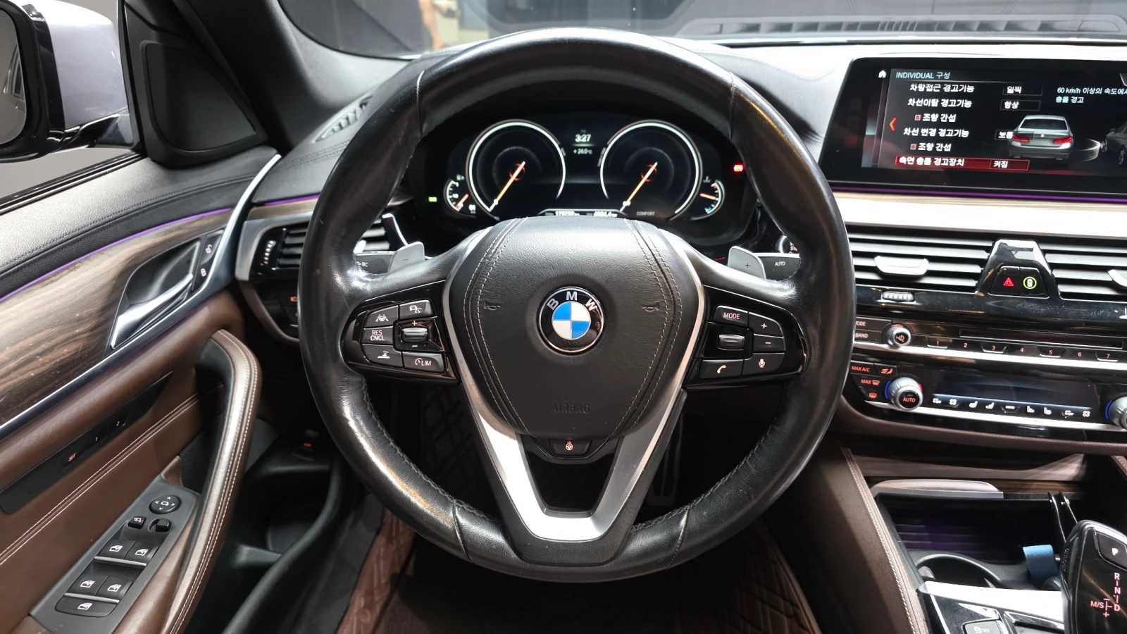 BMW 530 530i xDrive M Sport Plus | HUD | 360  Камера | , снимка 6 - Автомобили и джипове - 54919183
