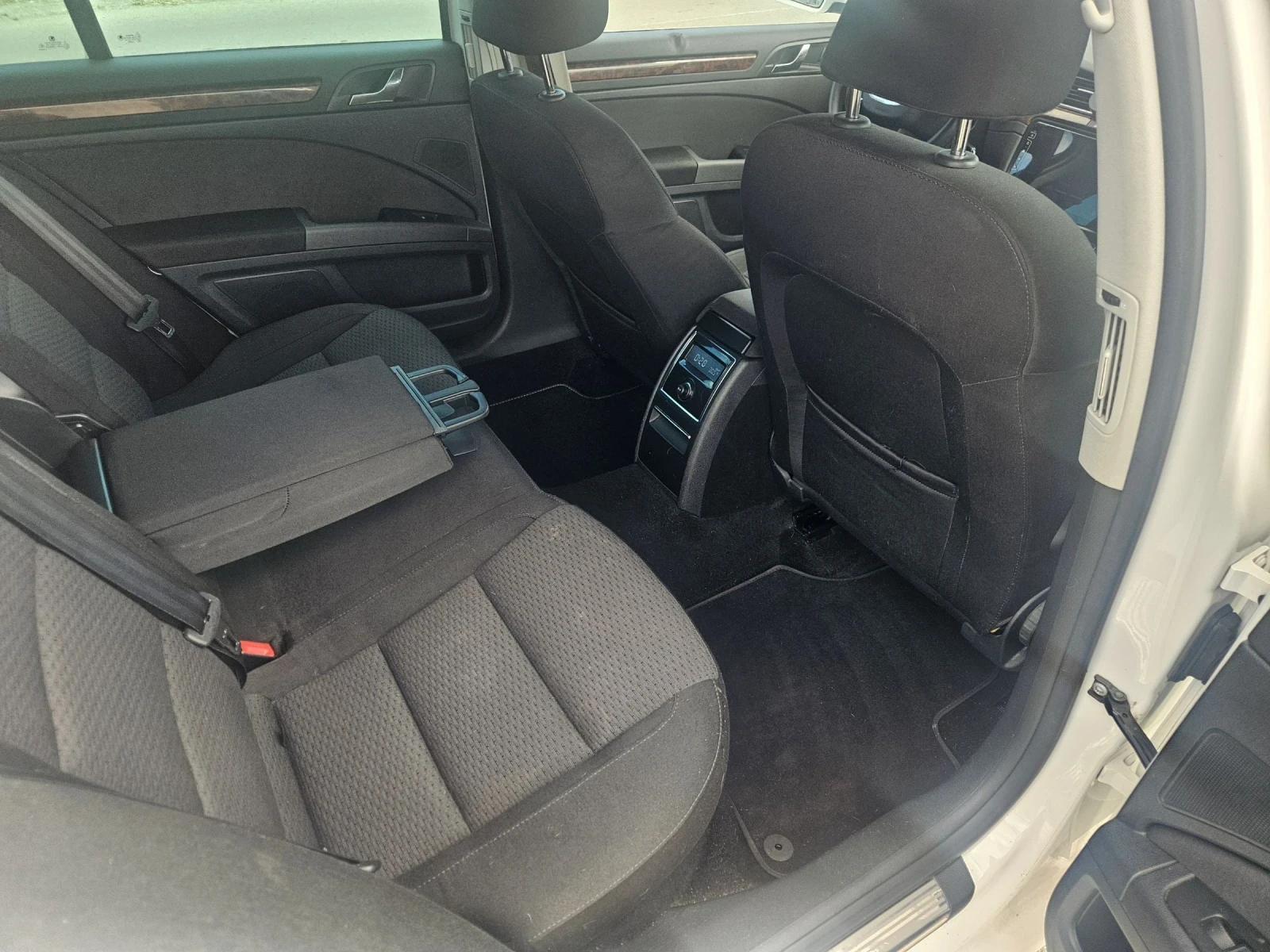Skoda Octavia 2.0 tdi  177 k.c. HIGLINE, снимка 11 - Автомобили и джипове - 55005788