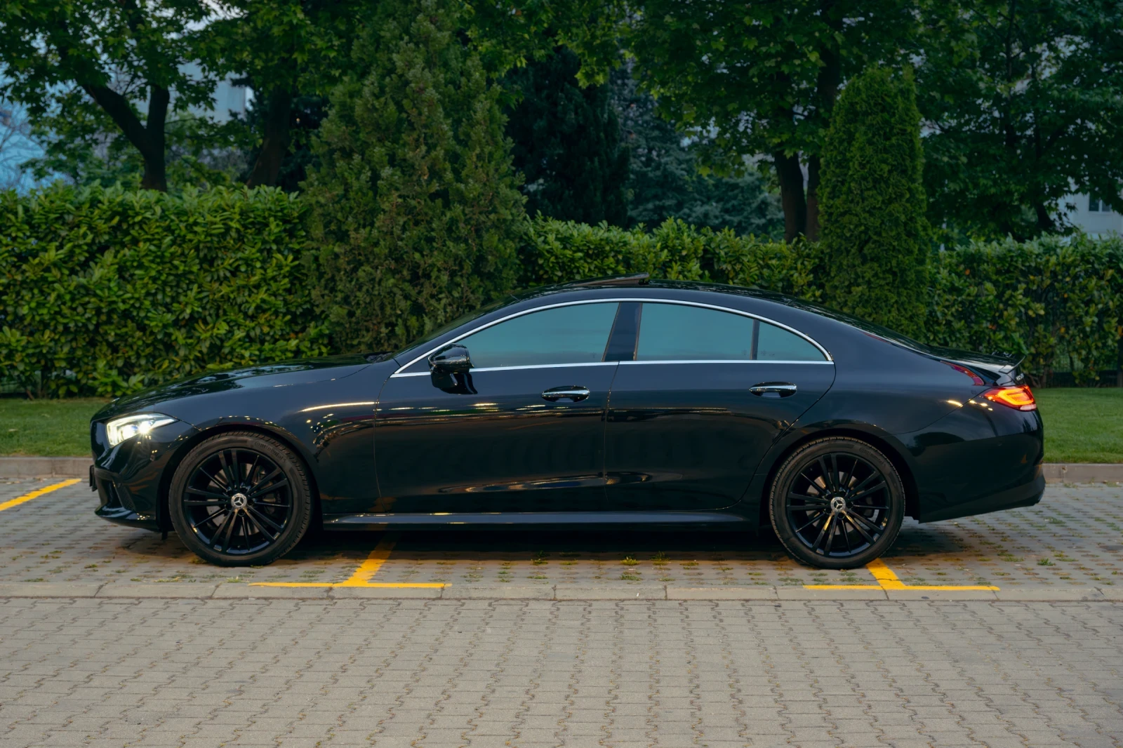 Mercedes-Benz CLS 400, снимка 8 - Автомобили и джипове - 55022923