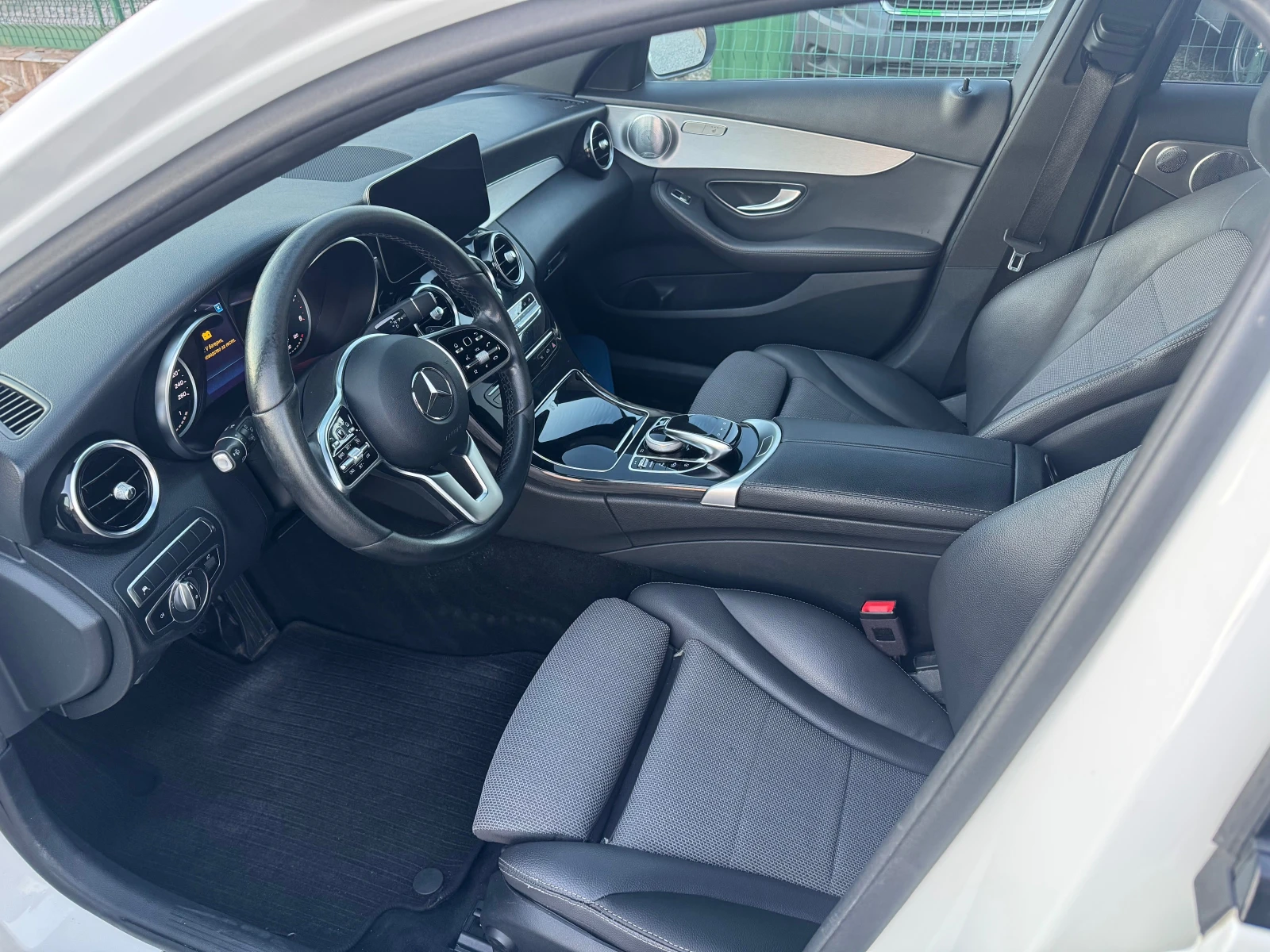 Mercedes-Benz C 220 CDI* ABIENT* LED* FACE* 2021г* Германия* Топ* , снимка 16 - Автомобили и джипове - 55198840