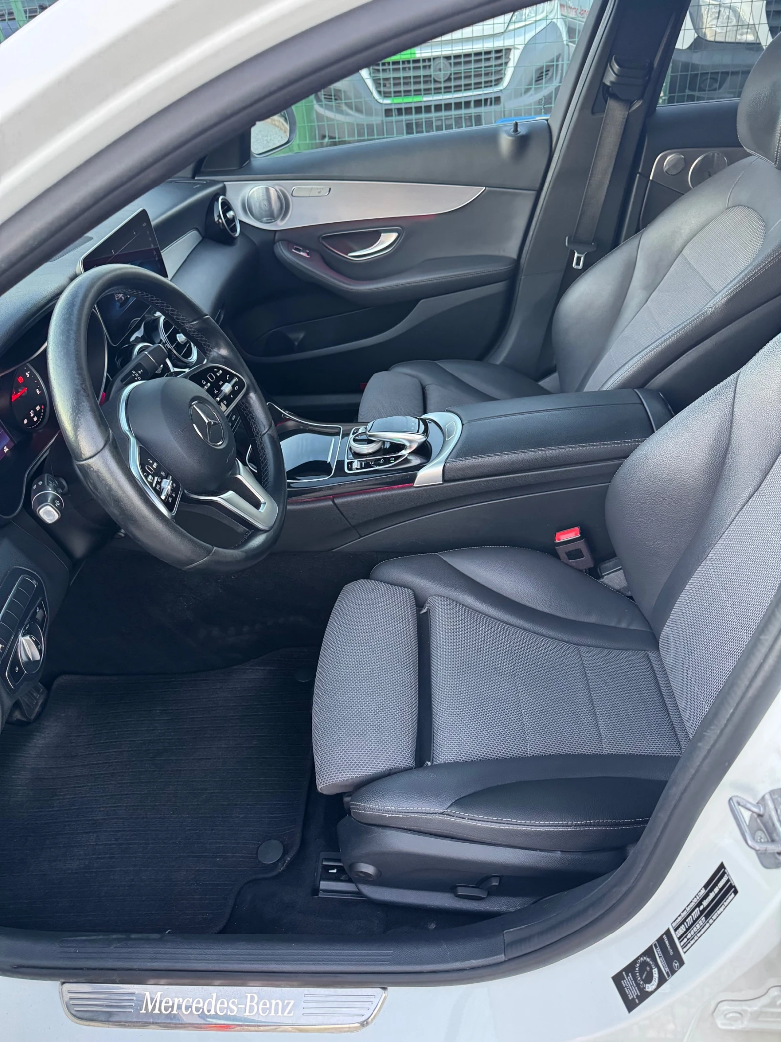 Mercedes-Benz C 220 CDI* ABIENT* LED* FACE* 2021г* Германия* Топ* , снимка 12 - Автомобили и джипове - 55198840