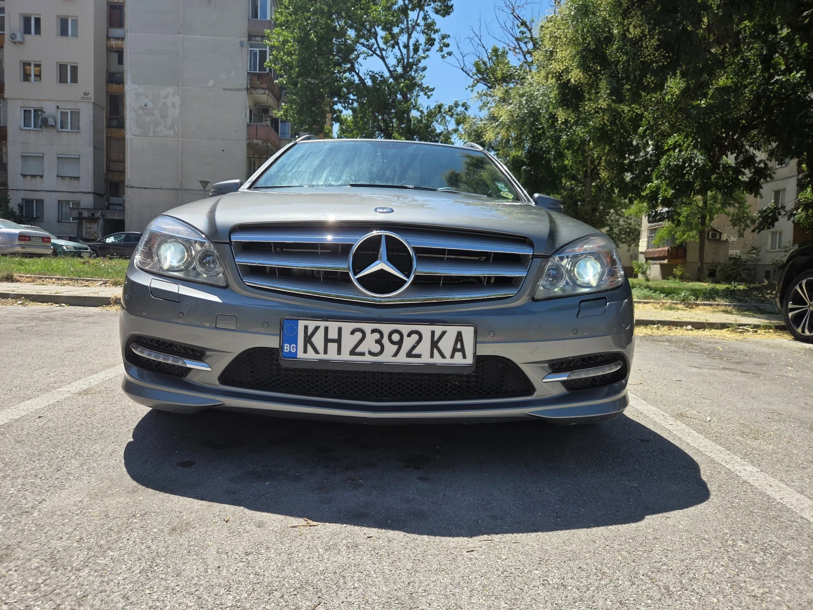 Mercedes-Benz C 250 4MATIC* AMG, снимка 4 - Автомобили и джипове - 55509049