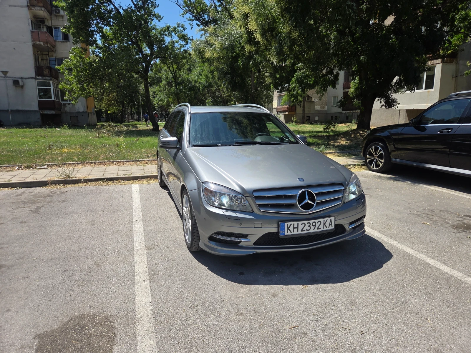 Mercedes-Benz C 250 4MATIC* AMG, снимка 2 - Автомобили и джипове - 55509049