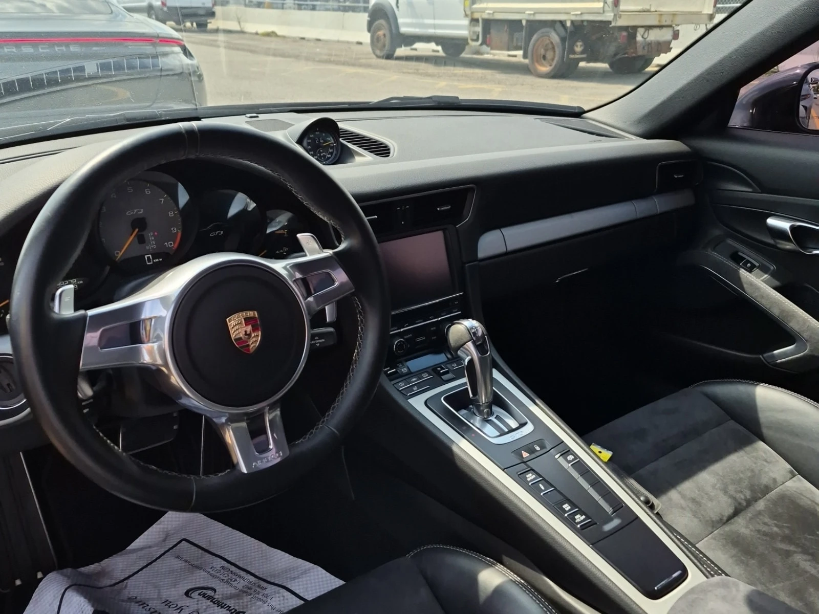 Porsche 911 * GT3 * CARFAX * ОПЦИЯ ЗА ФИНАНСИРАНЕ, снимка 10 - Автомобили и джипове - 55889671