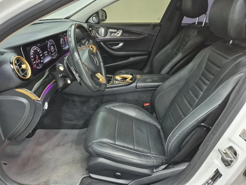 Mercedes-Benz E 300 * AMG LINE* FULL MAX * КРАЙНА ЦЕНА* , снимка 6 - Автомобили и джипове - 55955610