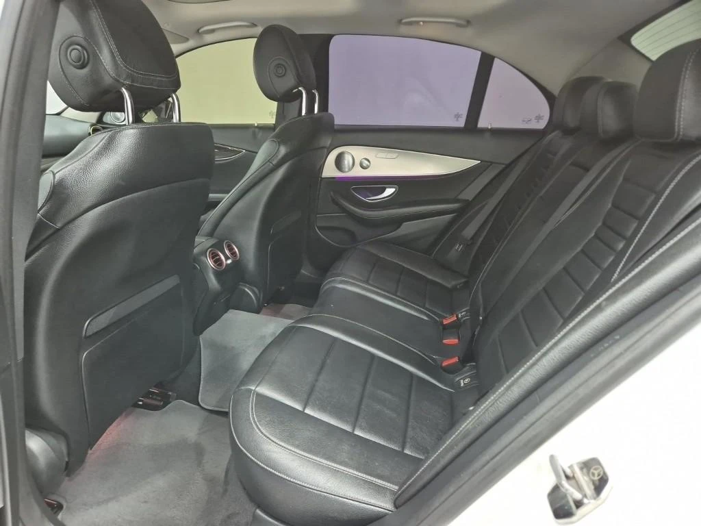 Mercedes-Benz E 300 * AMG LINE* FULL MAX * КРАЙНА ЦЕНА* , снимка 7 - Автомобили и джипове - 55955610