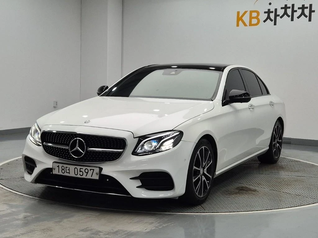 Mercedes-Benz E 300 * AMG LINE* FULL MAX * КРАЙНА ЦЕНА* , снимка 3 - Автомобили и джипове - 55955610