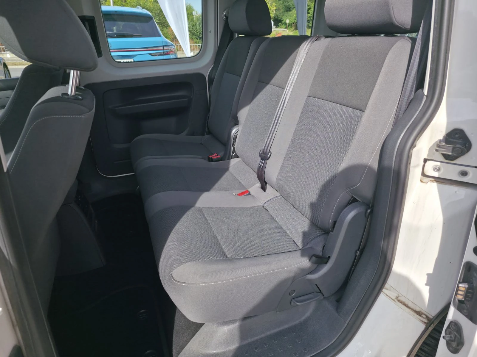 VW Caddy 2.0 фаб.Метан, снимка 6 - Автомобили и джипове - 56111889