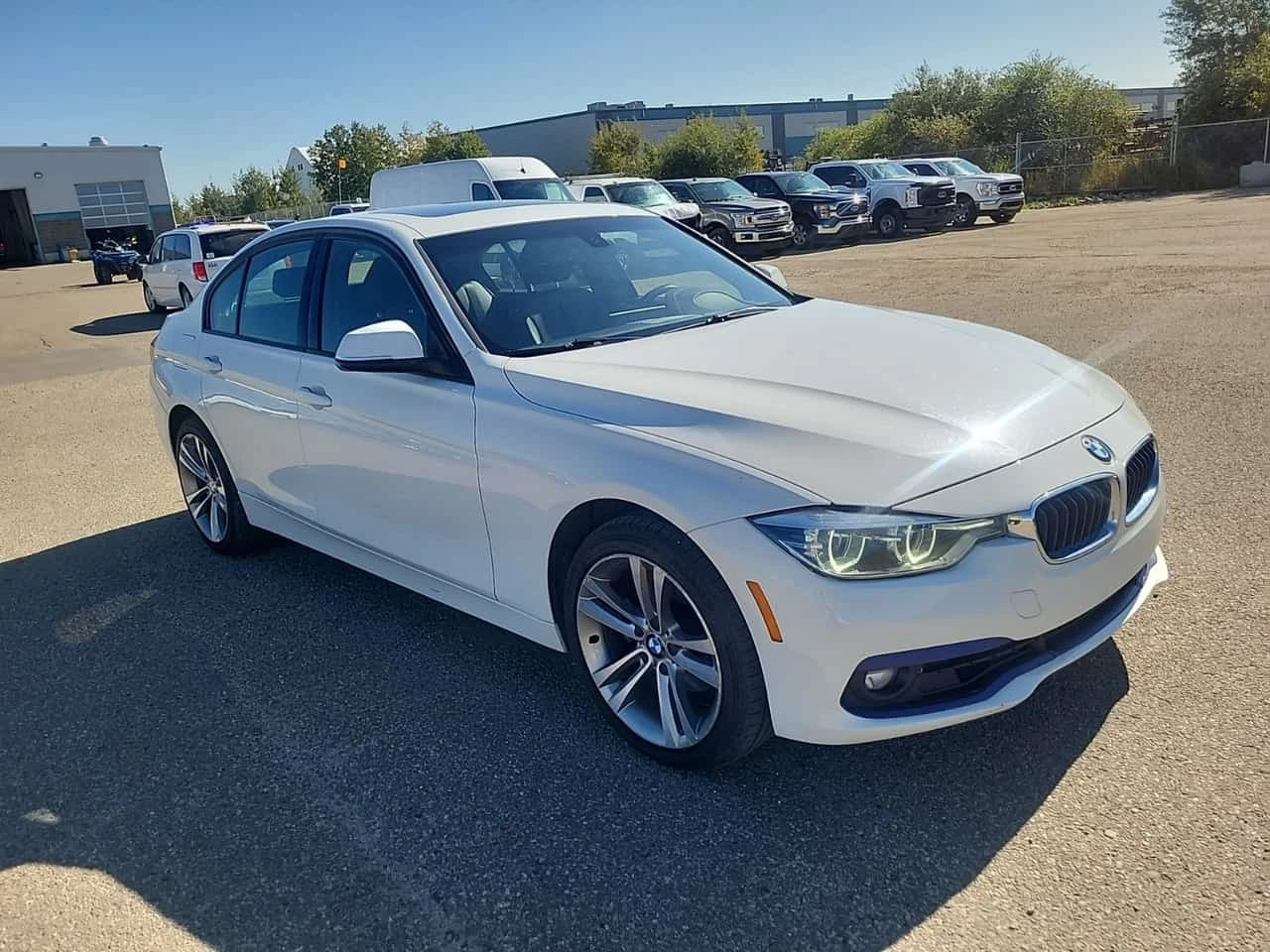 BMW 330 * 330I XDRIVE * CARFAX *  | Mobile.bg � ����������� 2