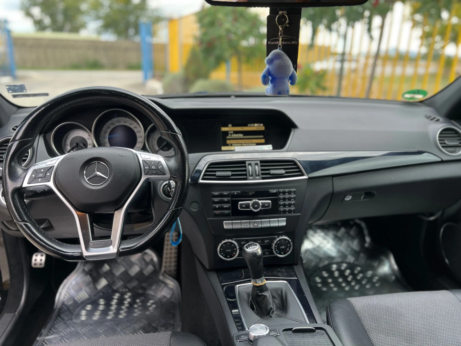 Mercedes-Benz C 180, снимка 6 - Автомобили и джипове - 56563408
