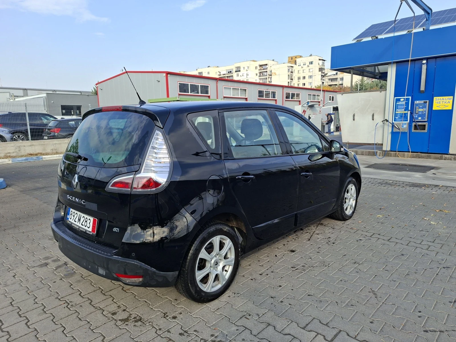 Renault Scenic 1.5dci , снимка 6 - Автомобили и джипове - 56614881