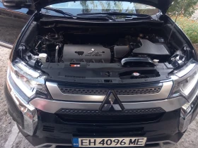 Обява за продажба на Mitsubishi Outlander 2.4SPECIAL EDITION 4X4 КОЖА С АЛКАНТАРА 7МЕСТА  ~22 000 EUR - изображение 7