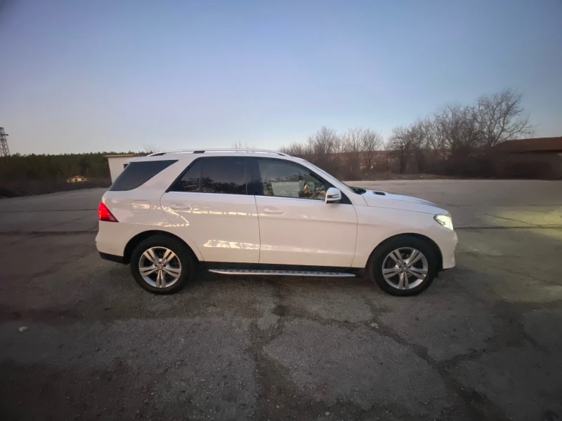 Mercedes-Benz GLE 250, снимка 3 - Автомобили и джипове - 48512317