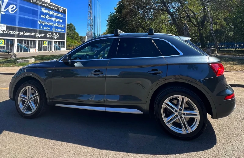 Audi Q5, снимка 2 - Автомобили и джипове - 48701704