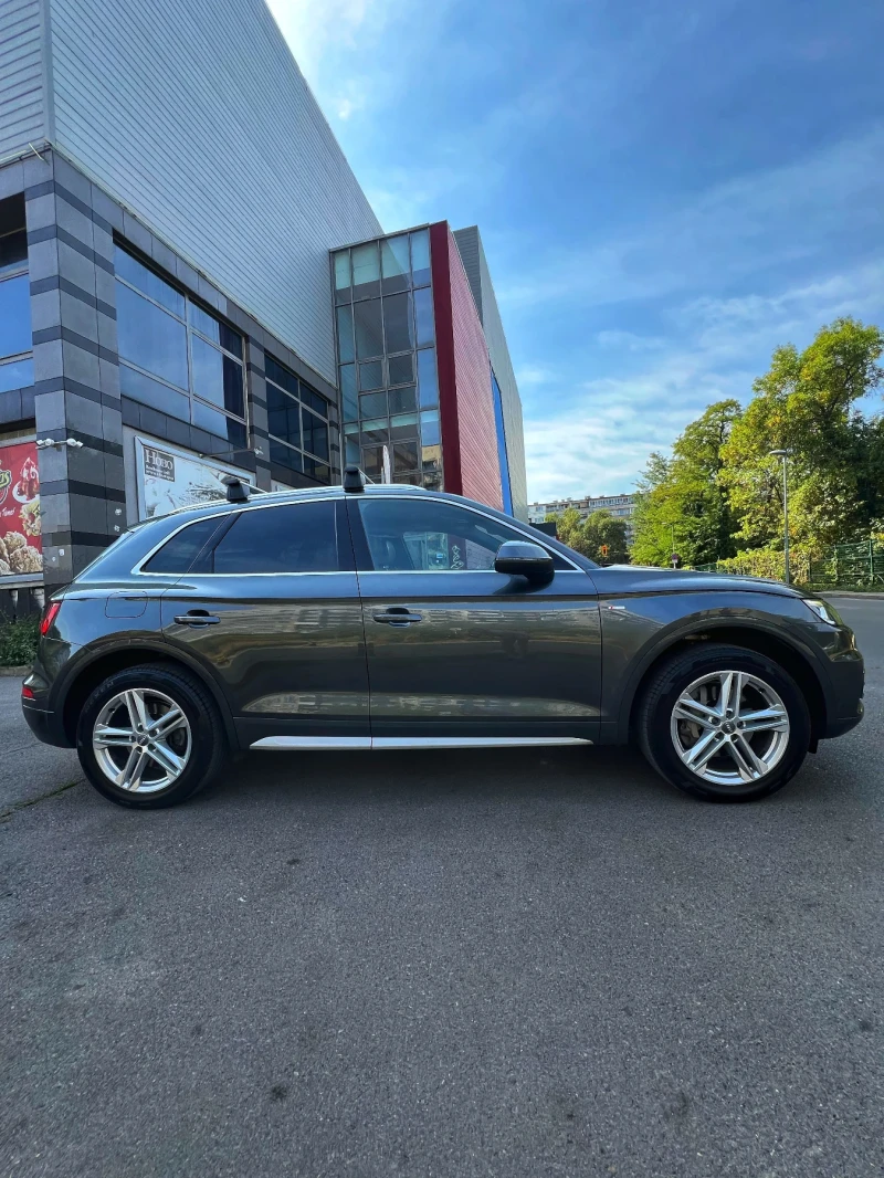 Audi Q5, снимка 8 - Автомобили и джипове - 48701704