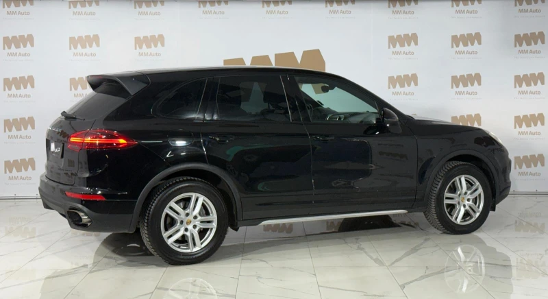 Porsche Cayenne Diesel* Вакуум* Camera* Вентилация* Panorama* Memo, снимка 2 - Автомобили и джипове - 49547051