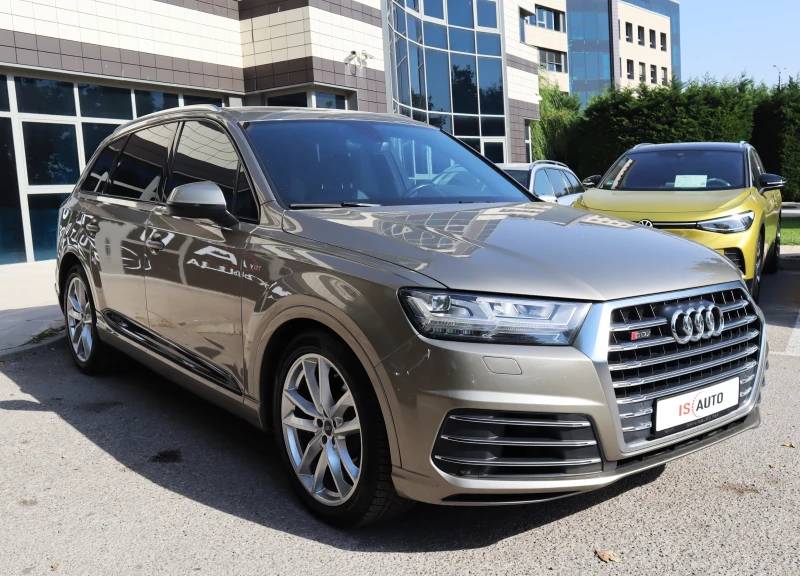 Audi SQ7 4.0TDI/Камера/Подгрев/Air Suspension-Sport/Memory, снимка 3 - Автомобили и джипове - 51197833