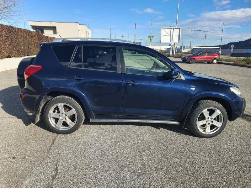 Toyota Rav4, снимка 7 - Автомобили и джипове - 53021111