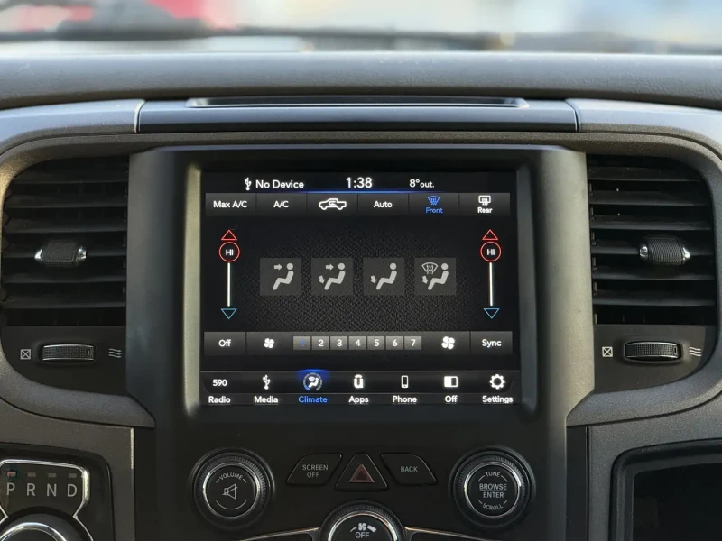 Dodge RAM 1500 Classic* Tradesman* Back up camera* CARFAX, снимка 11 - Автомобили и джипове - 52553935