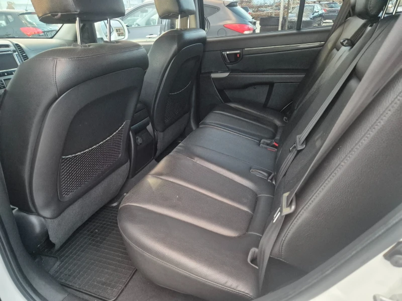 Hyundai Santa fe Restyling Automatik 4×4, снимка 12 - Автомобили и джипове - 53073144