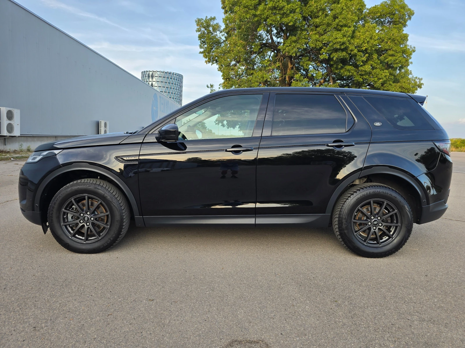 Land Rover Discovery Sport MILD HYBRID MHEV 2.0D TD4 NARVIK BLACK - изображение 8