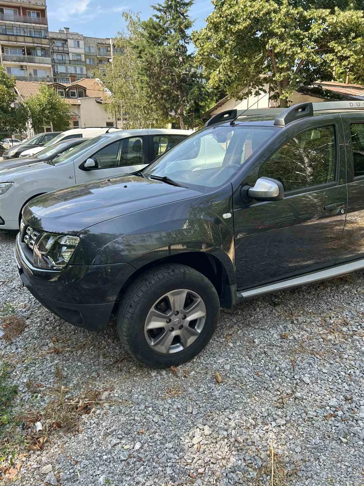 Dacia Duster 1.6I 4x4 - изображение 7