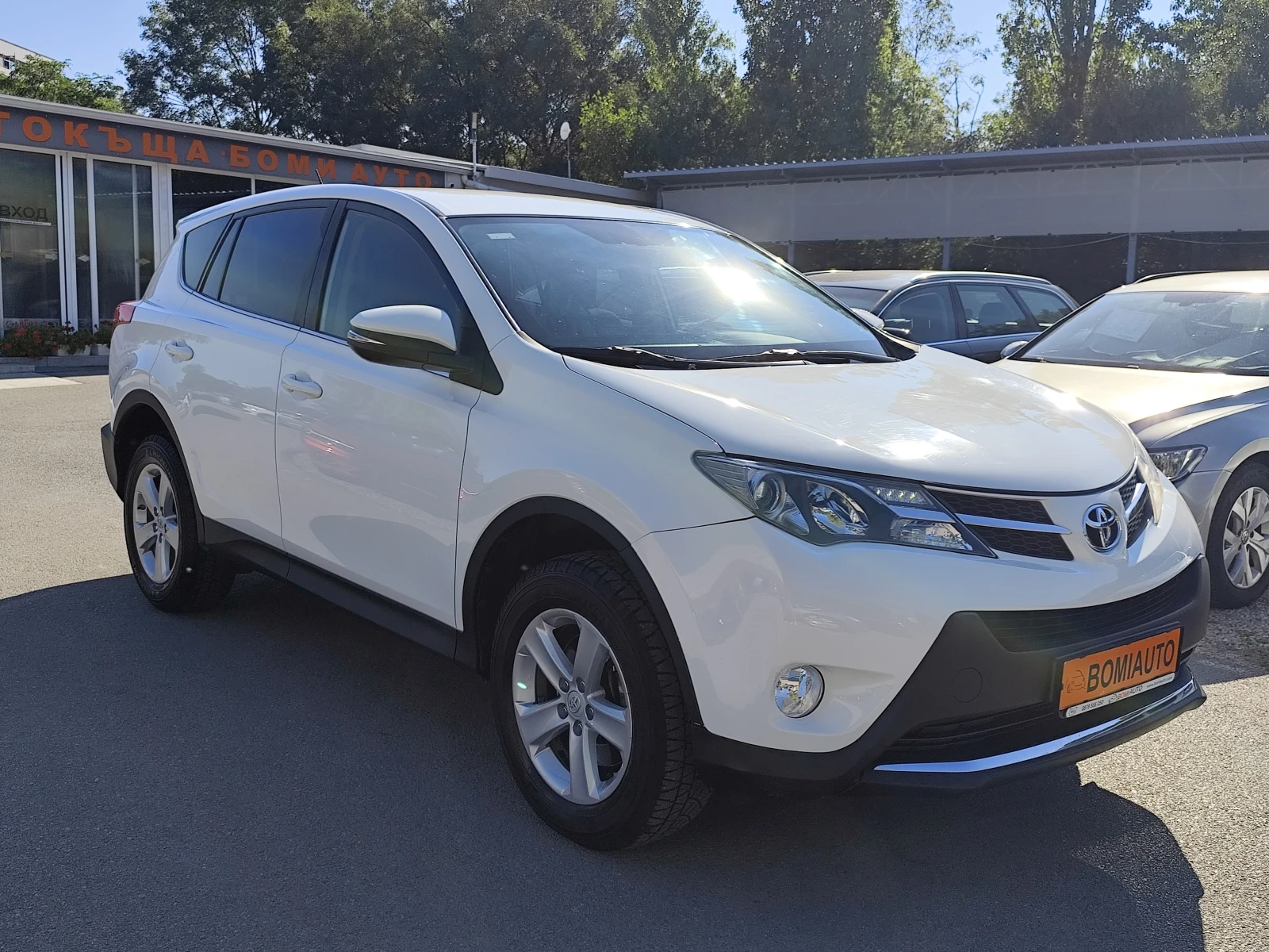 Toyota Rav4 2.0D-4D* FACELIFT* LED* KAMERA* EURO5B*  - изображение 3