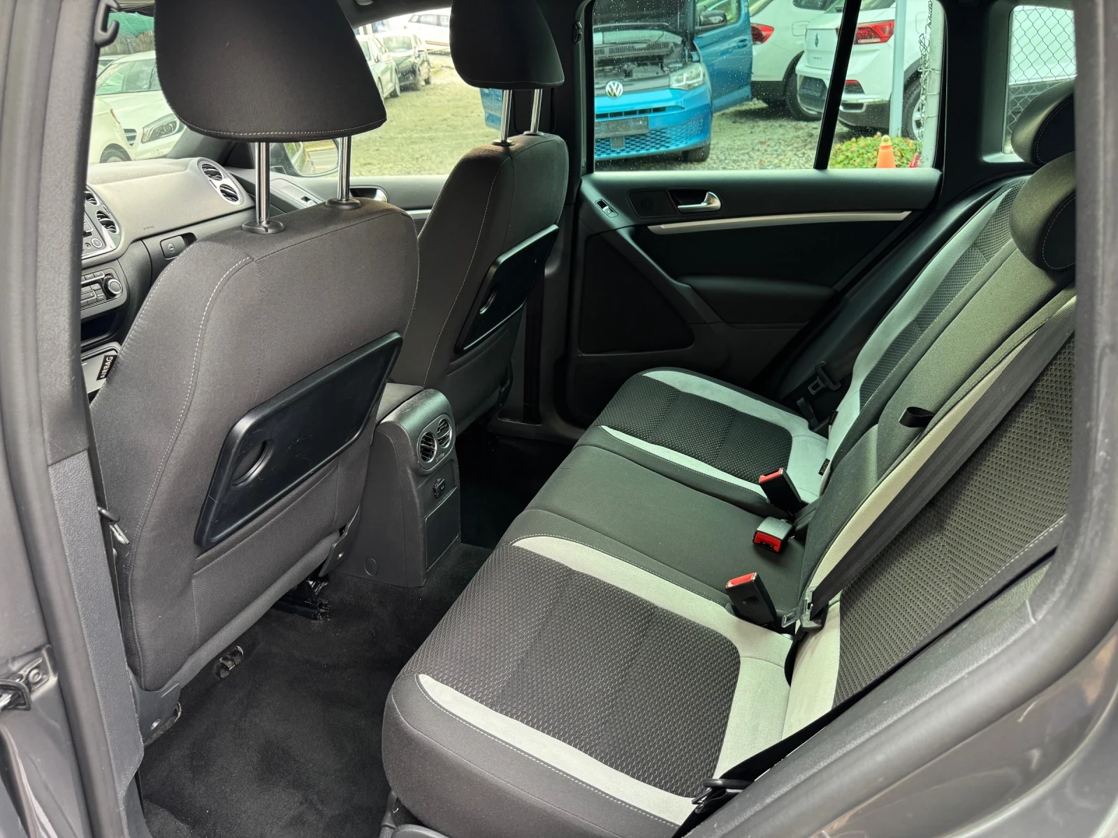 VW Tiguan 2.0TDI 4motion DSG* R-Line | Mobile.bg   12