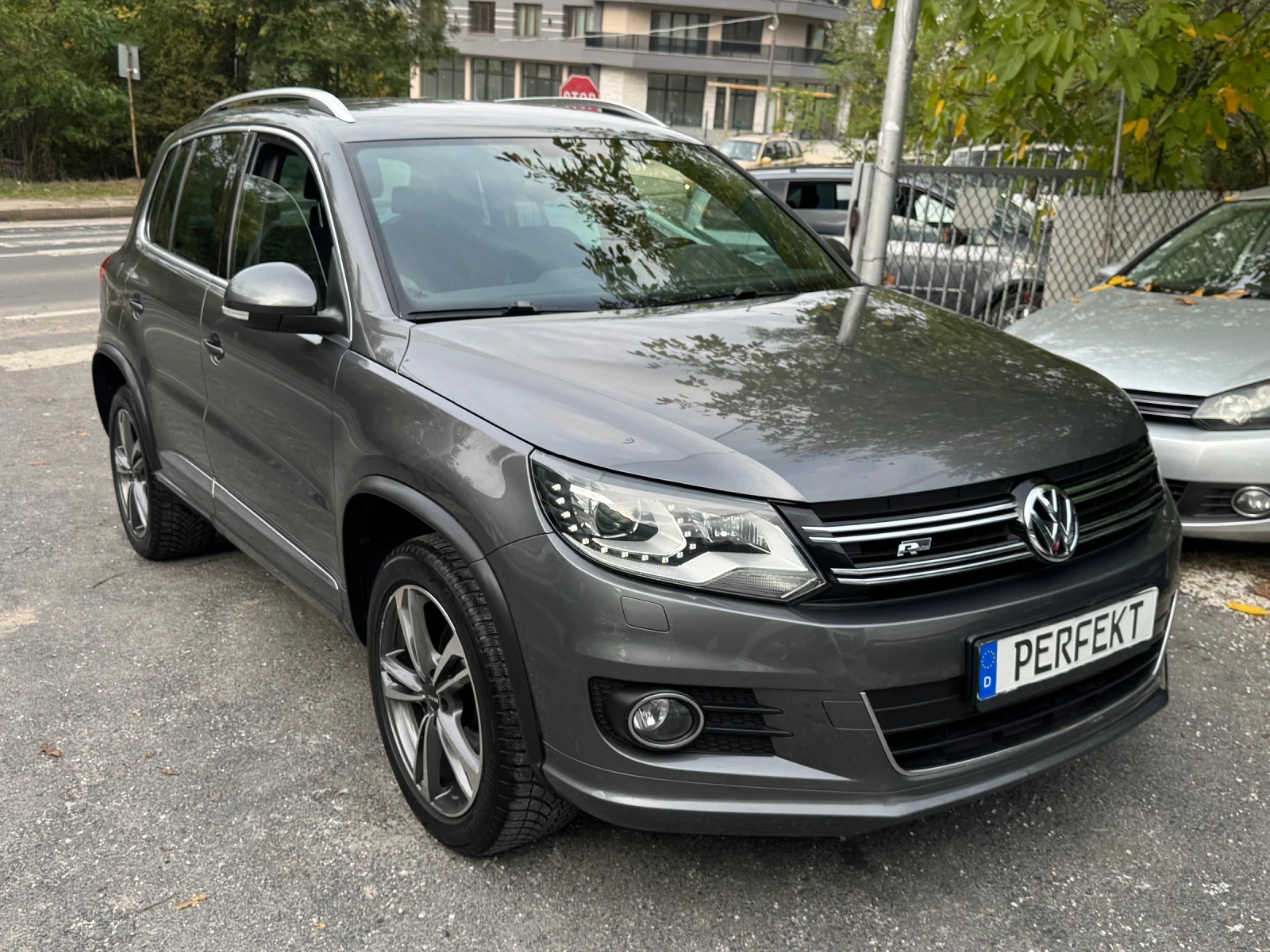 VW Tiguan 2.0TDI 4motion DSG* R-Line - изображение 3