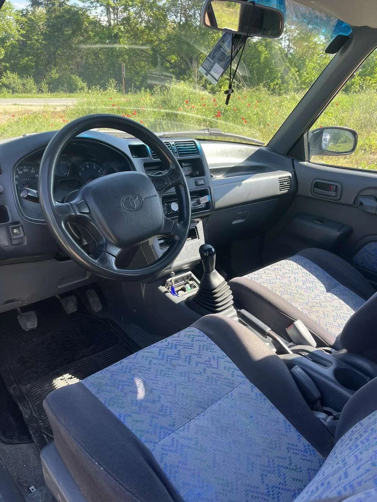 Toyota Rav4  - изображение 4