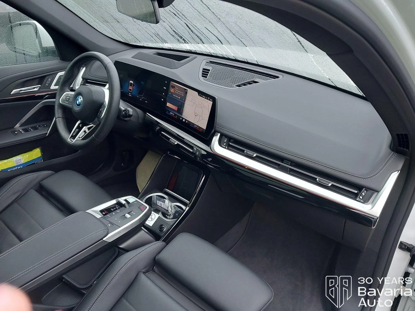 BMW iX1 30 xDrive M Sport  Paket | Mobile.bg   6