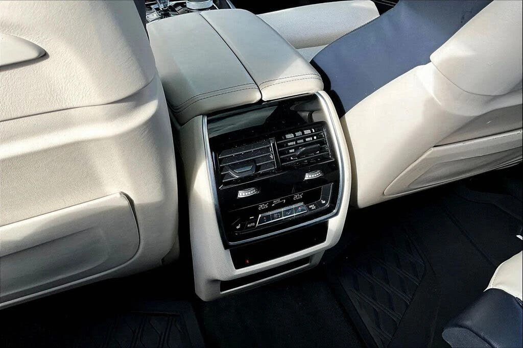 BMW X7 40i* �����* 360 ������* ���������* 4 ��������*  | Mobile.bg � ����������� 13