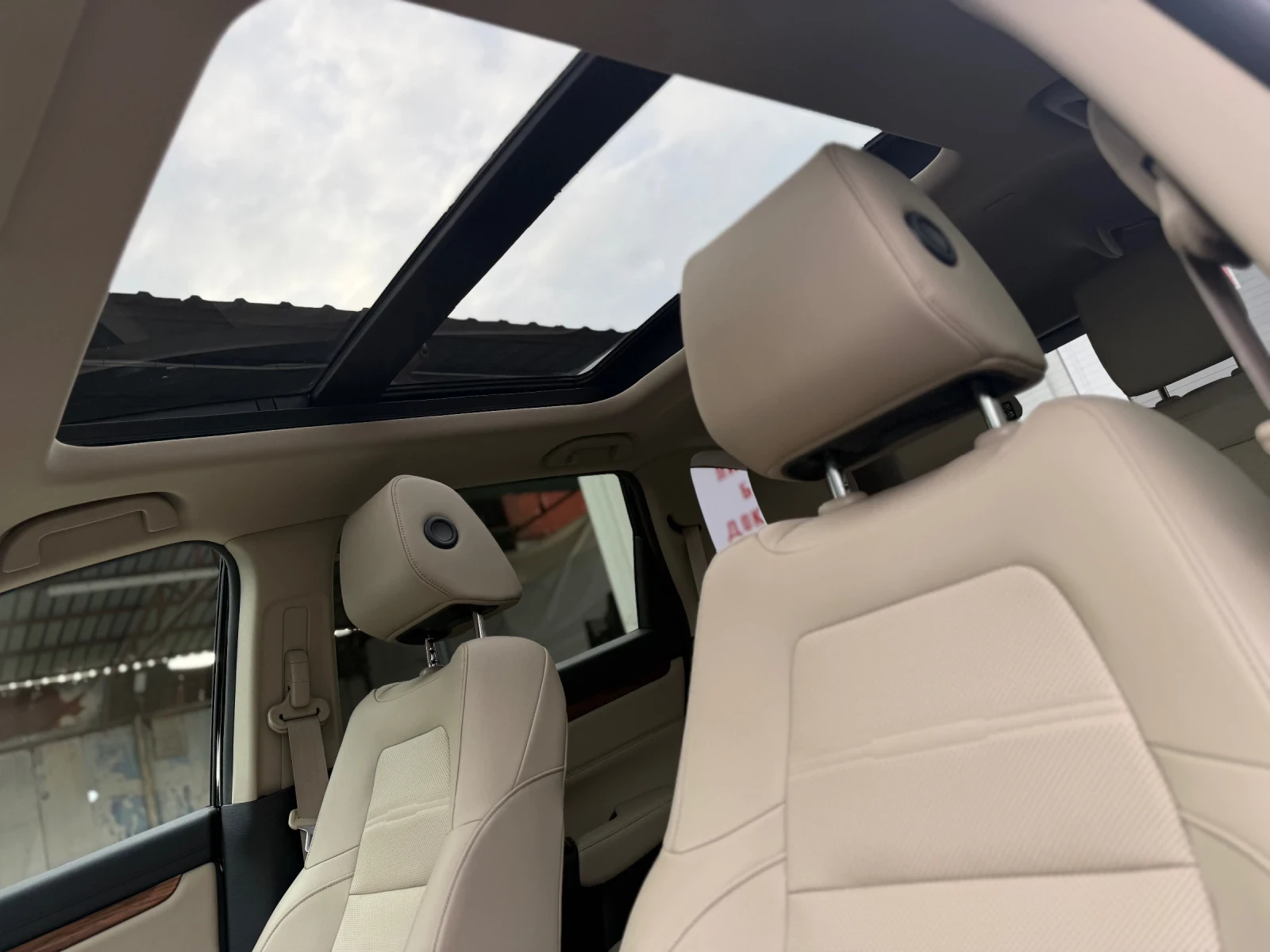 Honda Cr-v 2.0 HYBRID 215ps. AWD EXECUTIVE FULL OPTIONS, снимка 11 - Автомобили и джипове - 53684613