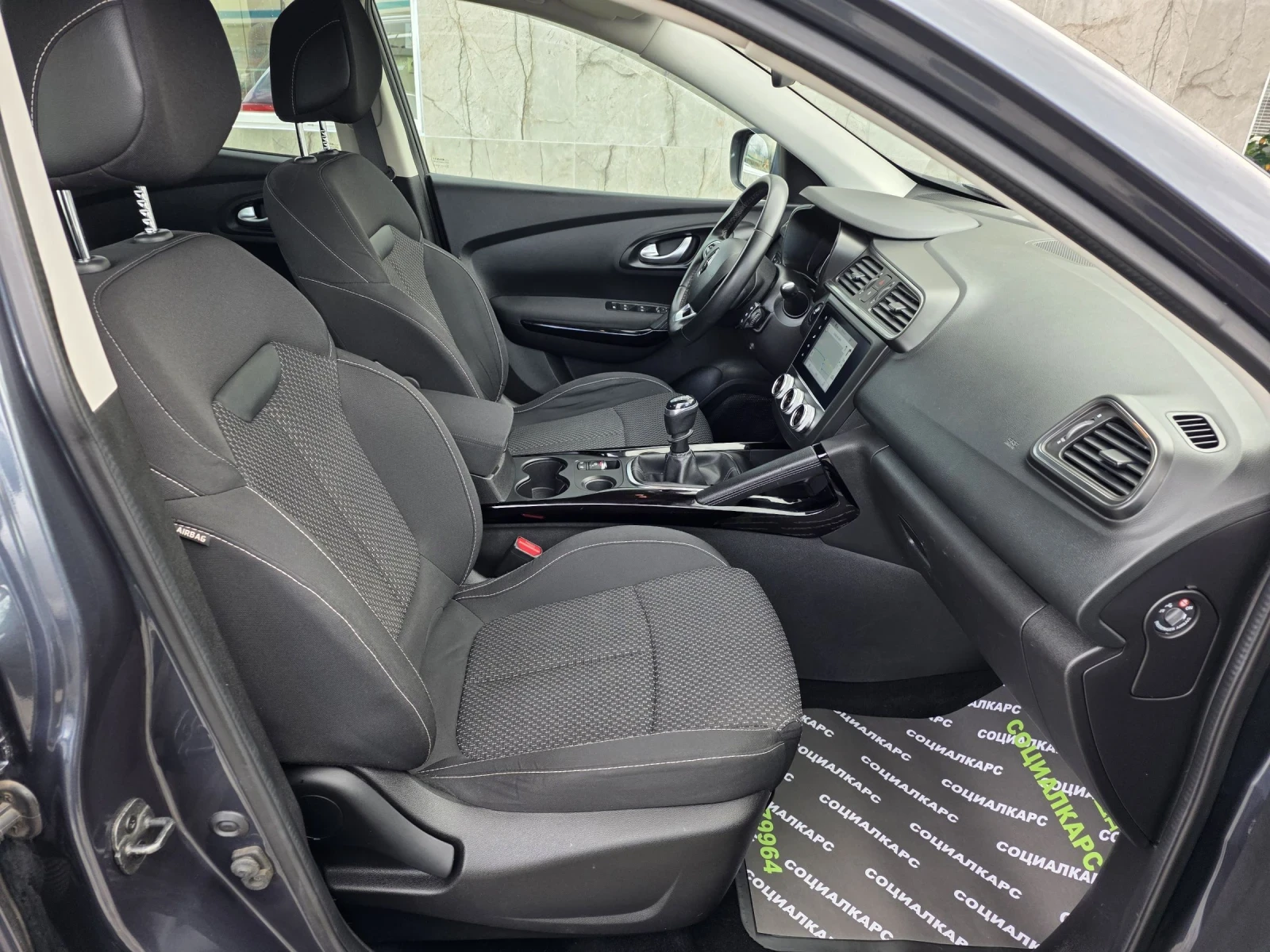 Renault Kadjar Facelift , снимка 12 - Автомобили и джипове - 54080628