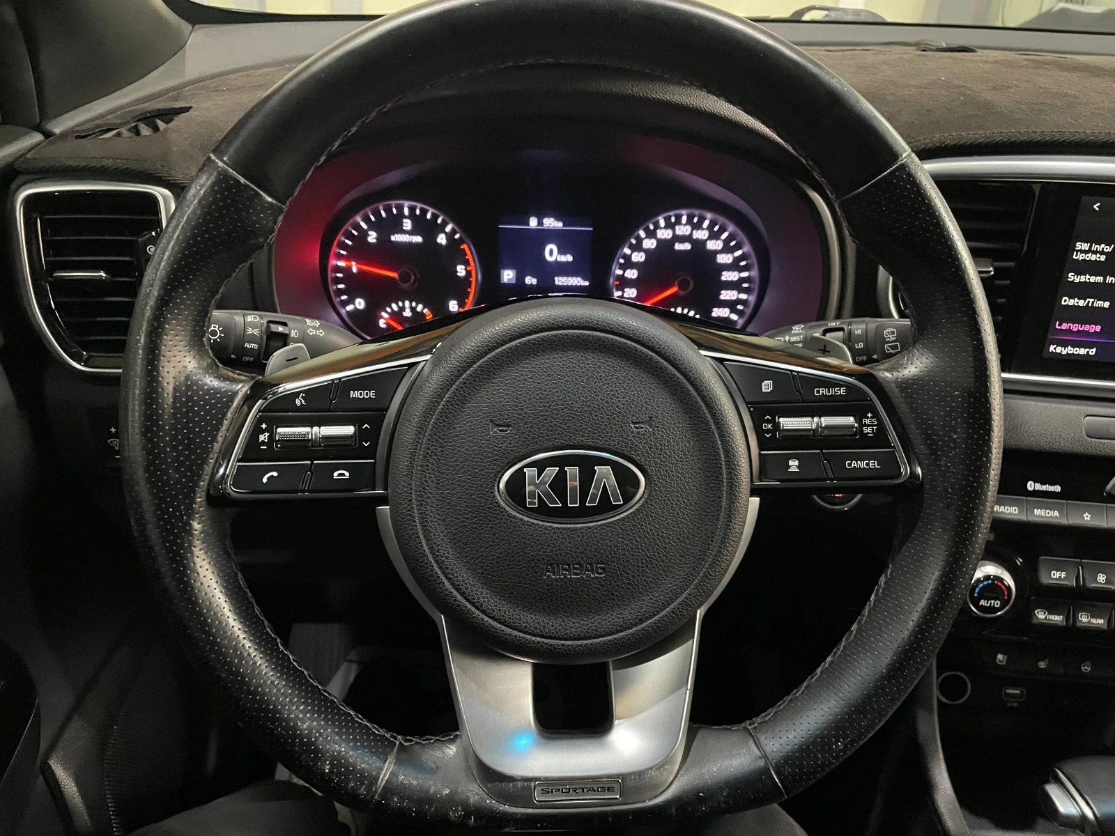 Kia Sportage 2.0D ! 2WD ! Intelligent !, снимка 15 - Автомобили и джипове - 54138873