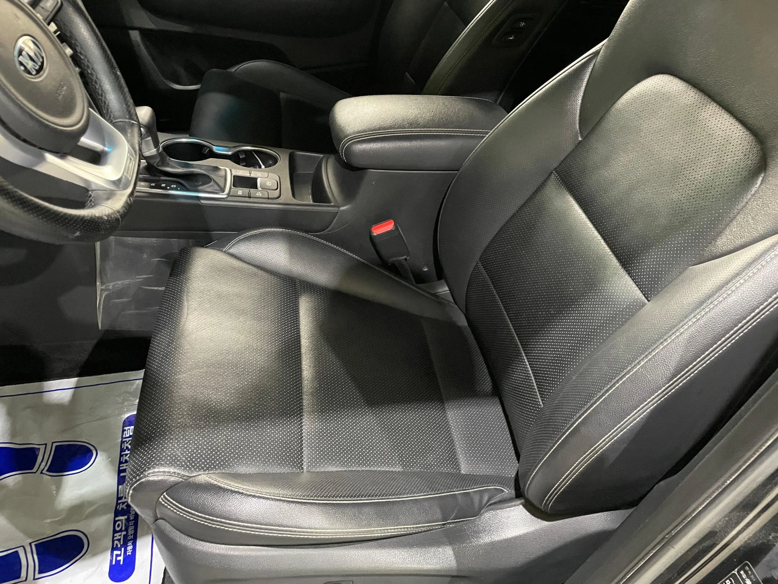 Kia Sportage 2.0D ! 2WD ! Intelligent !, снимка 9 - Автомобили и джипове - 54138873