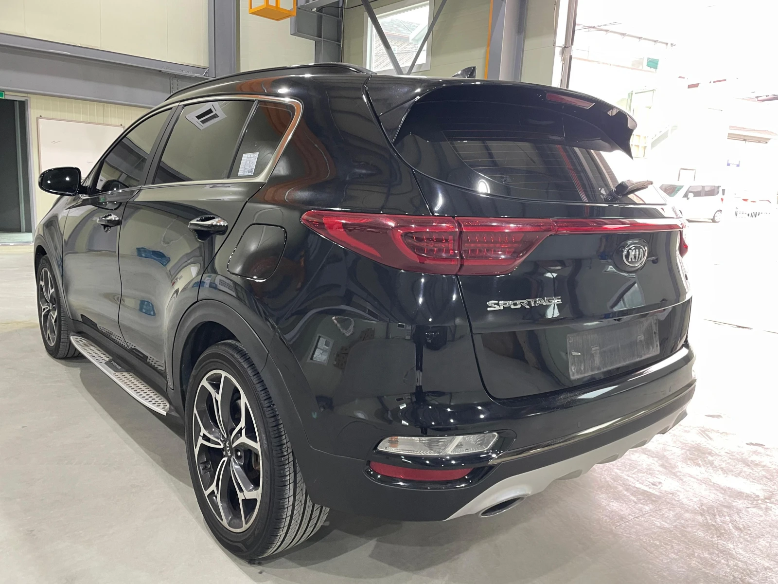 Kia Sportage 2.0D ! 2WD ! Intelligent !, снимка 6 - Автомобили и джипове - 54138873